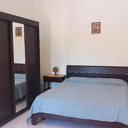 Il Cortile Del Sole Bed & Breakfast Olmedo