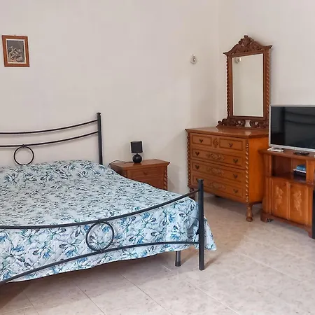 Il Cortile Del Sole Bed & Breakfast Olmedo